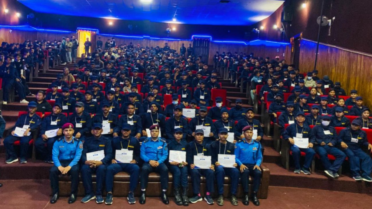 निर्वाचन सुरक्षामा खटिएका प्रहरीलाई स्याङ्जामा सम्मानसहित बिदाइ