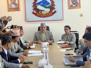 राइड सेयरिङ नियमावली एक महिना रोक्ने गण्डकी सरकारको निर्णय
