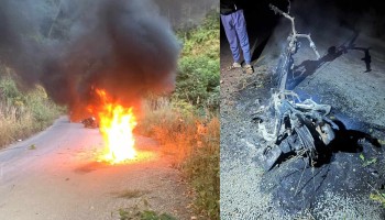 वालिङमा गुडिरहेको स्कुटरमा आगलागी