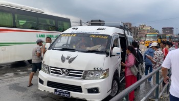 गण्डकी सरकारले स्थगन गर्नसाथ यातायात व्यवसायीको आन्दोलन फिर्ता, भोलिबाट नियमित रुपमा गाडी चल्ने