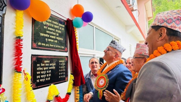 साढे ७ करोडको लागतमा निर्मित भीरकोट नगरपालिकाको आफ्नै प्रशासनिक भवन उद्घाटन