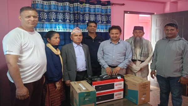 भीरकोटको विद्यालयमा कम्प्युटर सहयोग