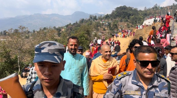 नवग्रह मन्दिर अनुष्ठानमा डा. स्वामी केशवानन्दले दर्शन गरि दिए प्रवचन