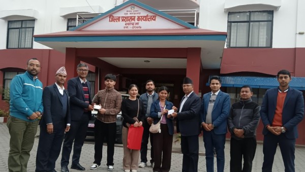 स्याङ्जामा पहिलोपटक अंगीकृत नागरिकता वितरण