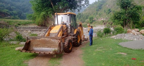 नदीजन्य पदार्थ उत्खनन तथा ओसारपसारमा संलग्न सवारीसाधन नियन्त्रणमा