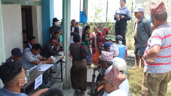 बिरुवामा घुम्ती शिविर, वडामै पुगेर पाए नागरिकले सेवा