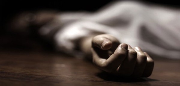 रुखबाट लडेर एक महिलाको मृत्यु