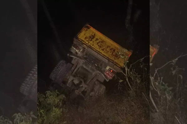 टिप्पर दुर्घटनामा एकको मृत्यु, चार घाइते