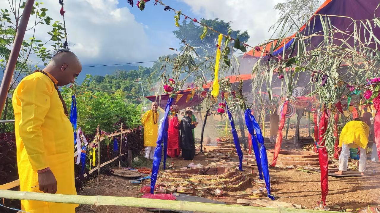 भोटेकोशी बाढीपीडितको शान्तिको कामना गर्दै नवग्रह धाममा विशेष महाअनुष्ठान