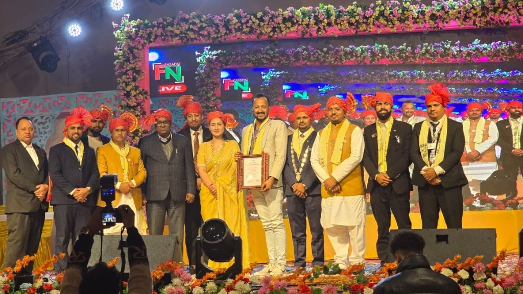 अर्जुनचौपारीका अध्यक्ष तिवारी जेसीआई यूथ अवार्डबाट सम्मानित